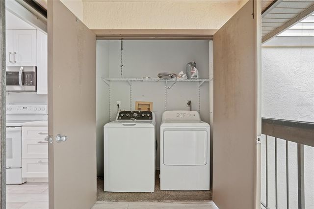 130 WOODLAKE WYNDE 130, Oldsmar, FL 34677