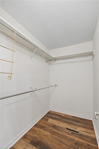 1007 Kings Arms Court, High Point, NC 27262