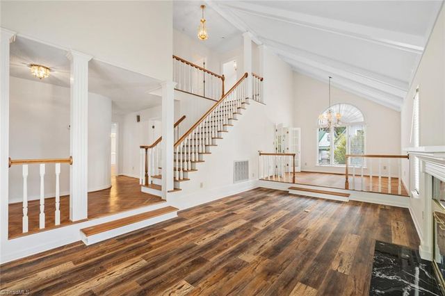 1007 Kings Arms Court, High Point, NC 27262