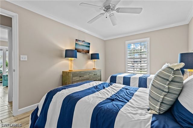 764 94th AVE N, Naples, FL 34108
