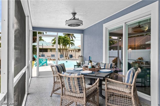 764 94th AVE N, Naples, FL 34108