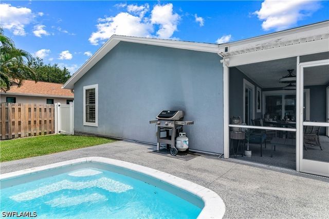 764 94th AVE N, Naples, FL 34108