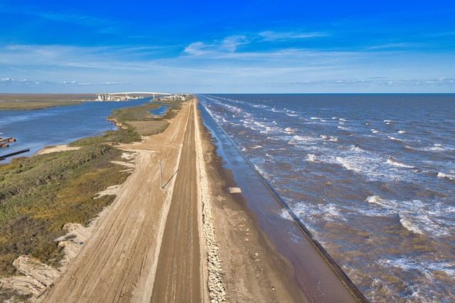 0 Pr 675, Sargent, TX 77414