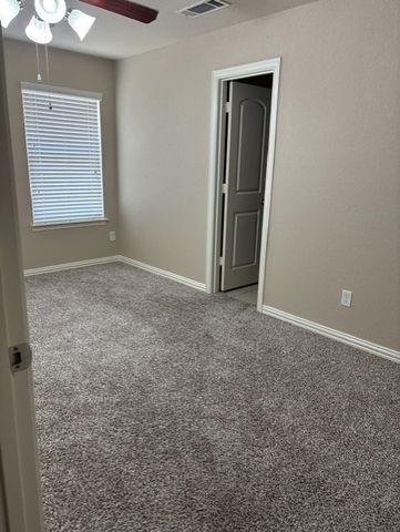 203 Commonwealth Circle, Waxahachie, TX 75165