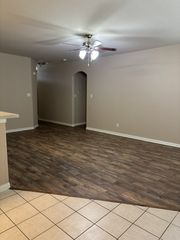 203 Commonwealth Circle, Waxahachie, TX 75165