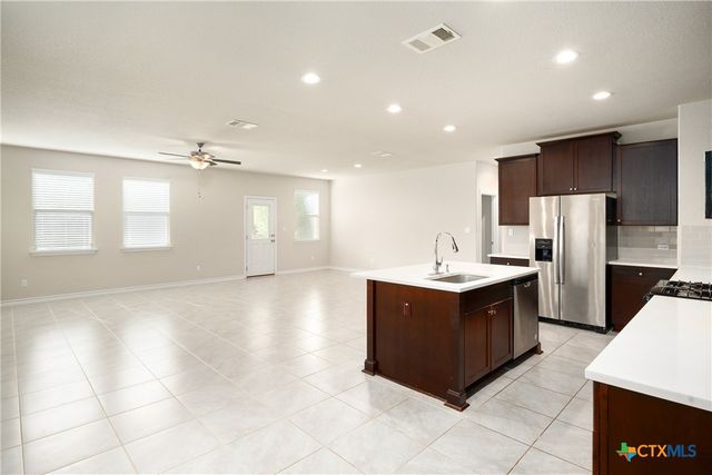 147 Mary Max Circle, San Marcos, TX 78666