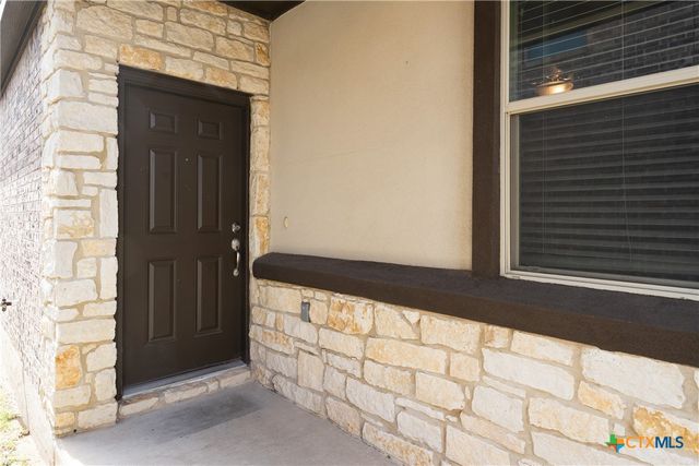147 Mary Max Circle, San Marcos, TX 78666