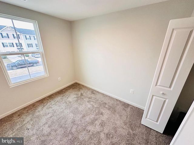 35178 SARA CT, Locust Grove, VA 22508