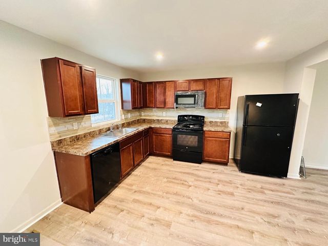 35178 SARA CT, Locust Grove, VA 22508