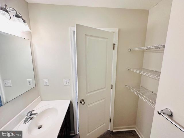 35178 SARA CT, Locust Grove, VA 22508