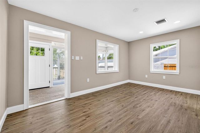 3620 E TAMPA CIRCLE, Tampa, FL 33629