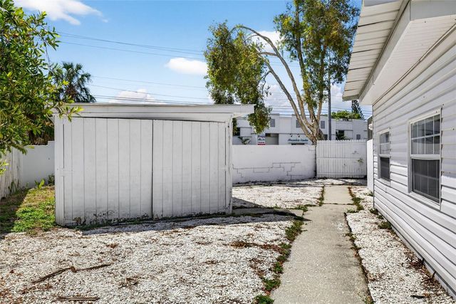 3620 E TAMPA CIRCLE, Tampa, FL 33629