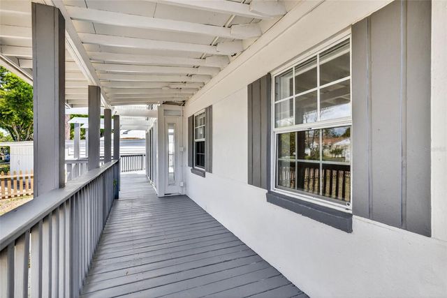 3620 E TAMPA CIRCLE, Tampa, FL 33629