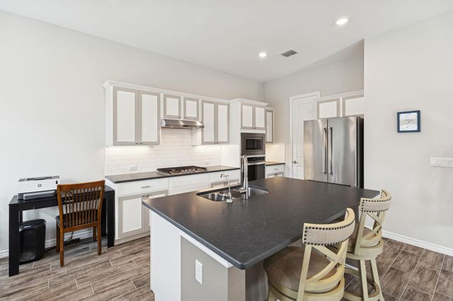 105 Lafitte DR 101, San Marcos, TX 78666