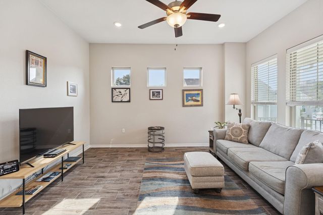105 Lafitte DR 101, San Marcos, TX 78666