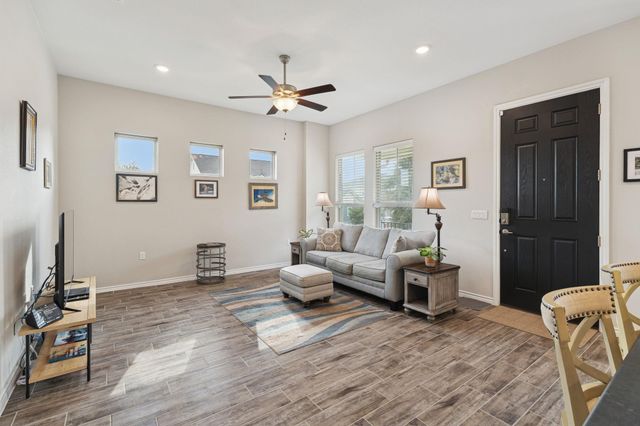 105 Lafitte DR 101, San Marcos, TX 78666