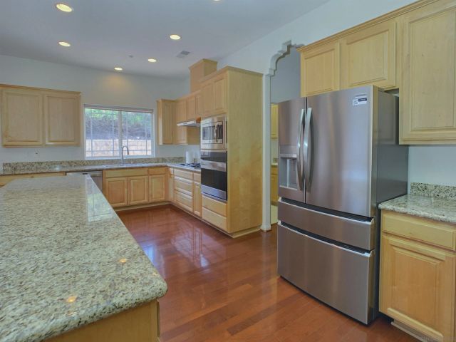 8836 Diamondback Dr, Santee, CA 92071