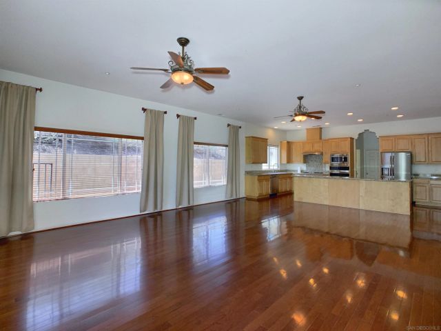 8836 Diamondback Dr, Santee, CA 92071