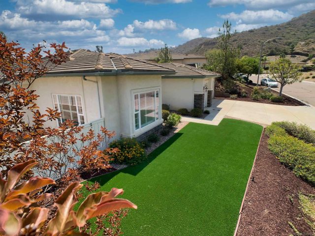 8836 Diamondback Dr, Santee, CA 92071