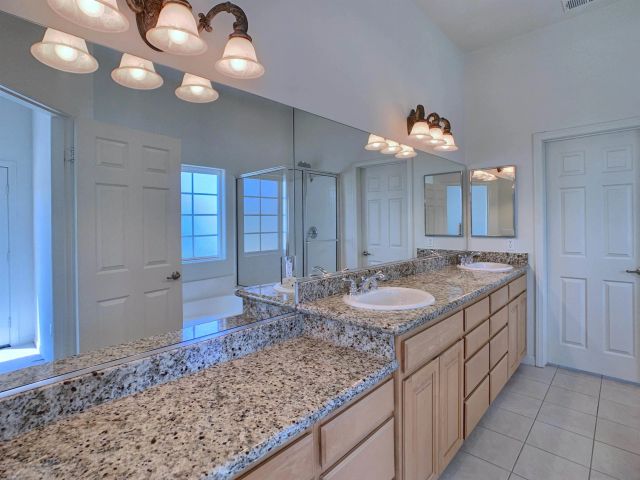 8836 Diamondback Dr, Santee, CA 92071