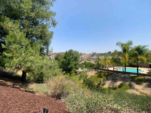 8836 Diamondback Dr, Santee, CA 92071