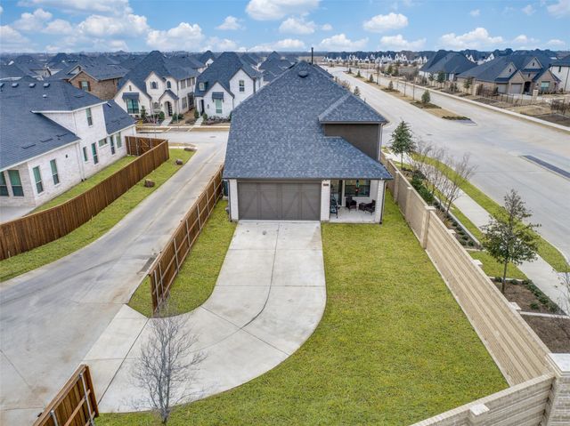 2425 Thavie Street, Celina, TX 75009