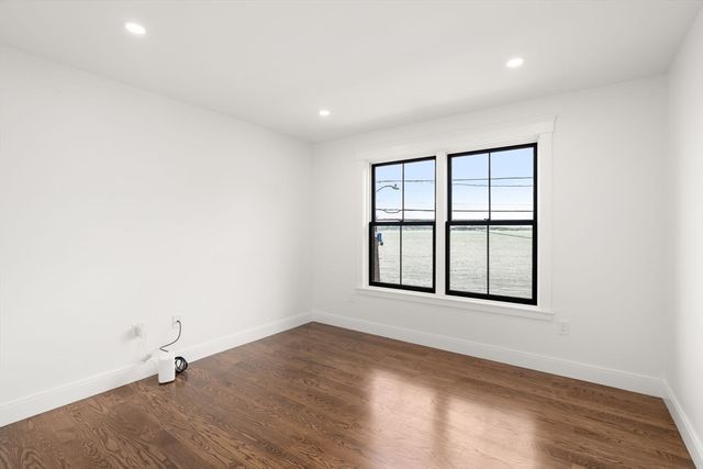 145 Dorchester St, Quincy, MA 02171