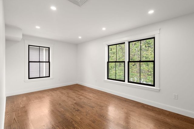 145 Dorchester St, Quincy, MA 02171