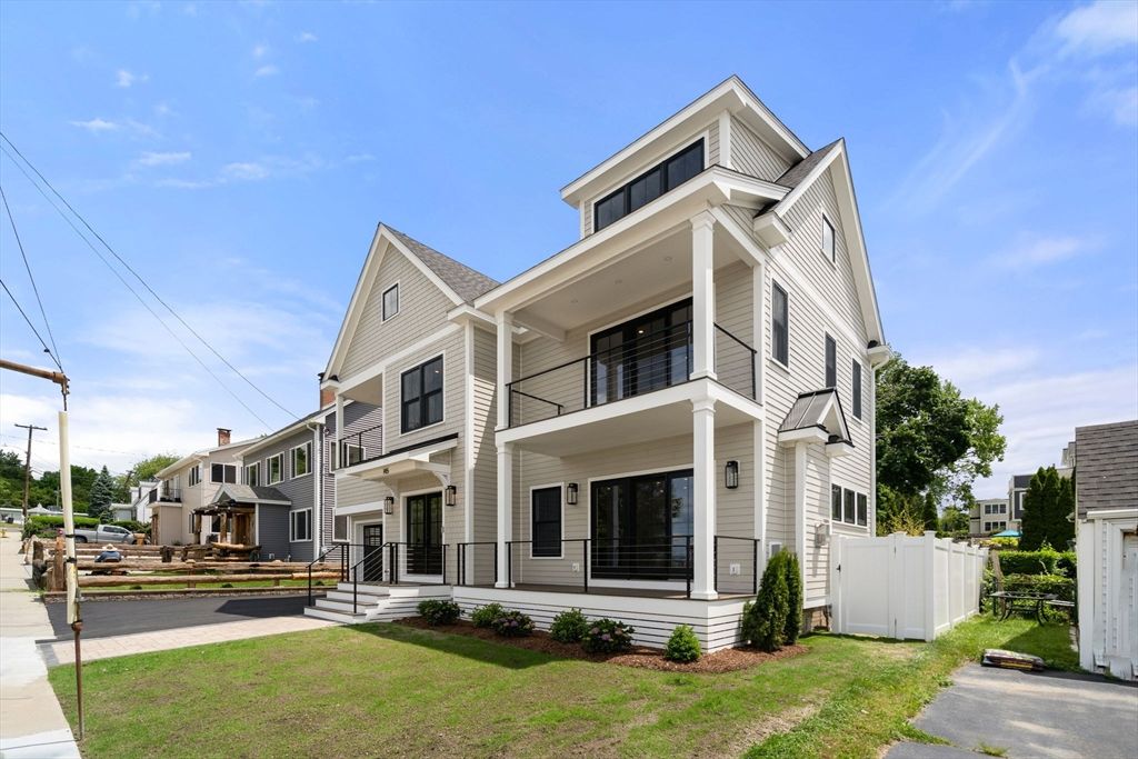 145 Dorchester St, Quincy, MA 02171