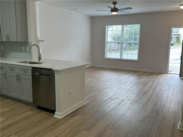 4162 Howell Park Road, Duluth, GA 30096