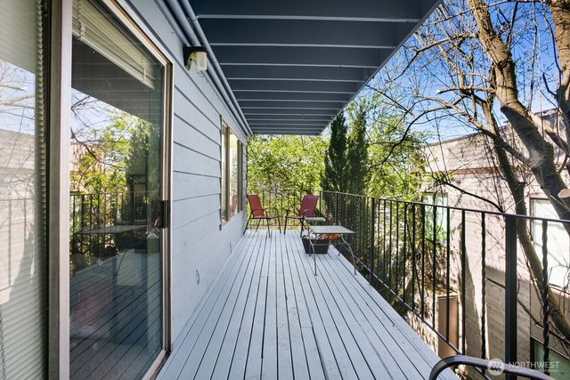 3438 14th Avenue W, Seattle, WA 98119