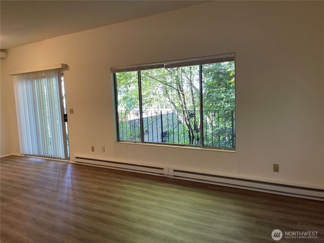 3438 14th Avenue W, Seattle, WA 98119