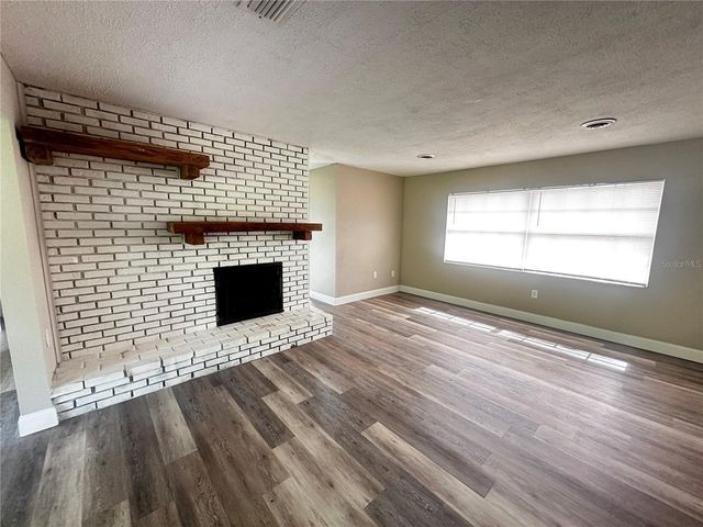 3700 SE 34TH COURT, Ocala, FL 34471