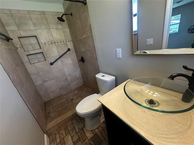 3700 SE 34TH COURT, Ocala, FL 34471