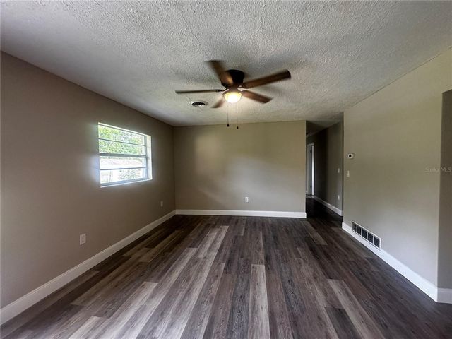 3700 SE 34TH COURT, Ocala, FL 34471