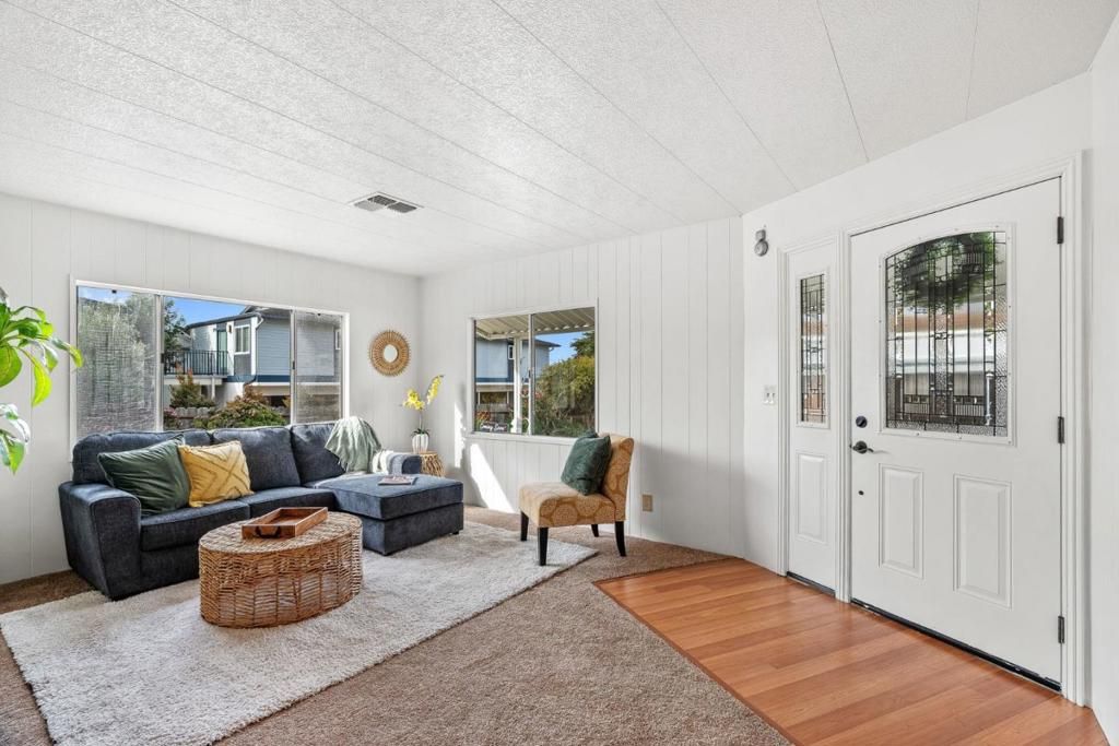 3128 Crescent Avenue, Marina, CA 93933