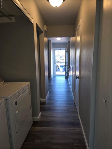 606 Charles CT, Virginia Beach, VA 23462