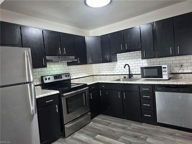 606 Charles CT, Virginia Beach, VA 23462