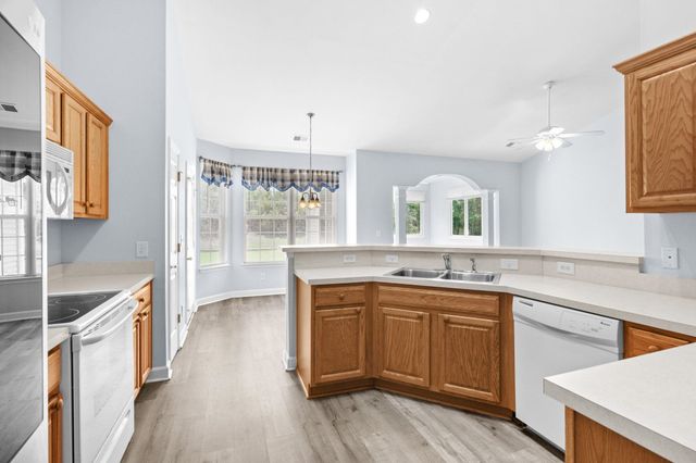 732 Gazania Ln., Myrtle Beach, SC 29579