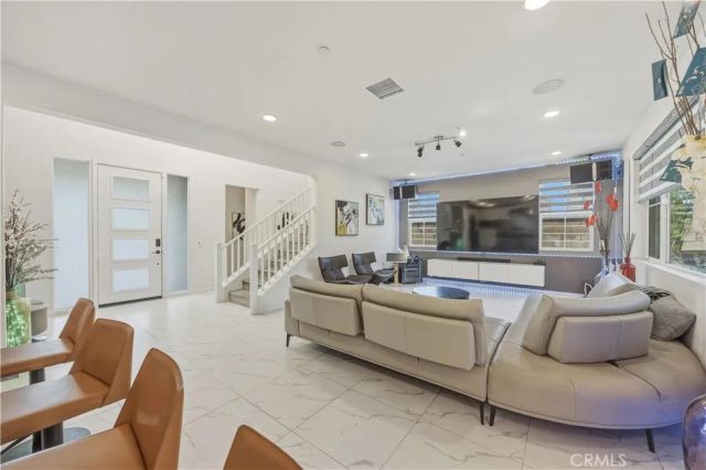 2605 E Tatum, Ontario, CA 91762