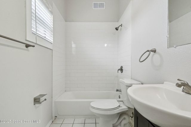 784 Talmadge Avenue SE, Palm Bay, FL 32909