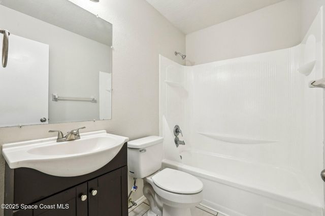 784 Talmadge Avenue SE, Palm Bay, FL 32909