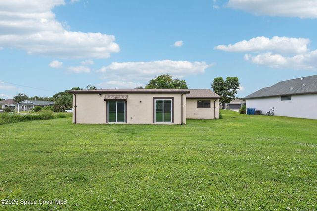 784 Talmadge Avenue SE, Palm Bay, FL 32909