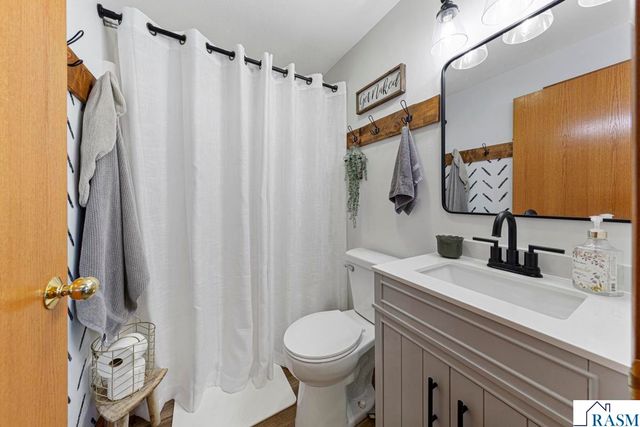 152 Swan Lane, Mankato, MN 56001
