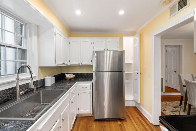 406 E Markham Avenue, Durham, NC 27701