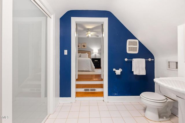 406 E Markham Avenue, Durham, NC 27701