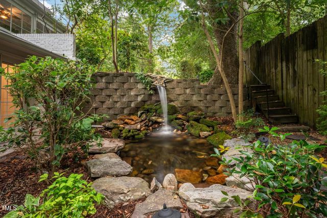 406 E Markham Avenue, Durham, NC 27701