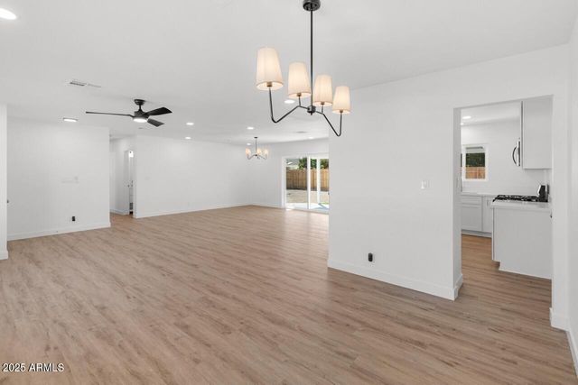 6610 N 15TH Avenue, Phoenix, AZ 85015