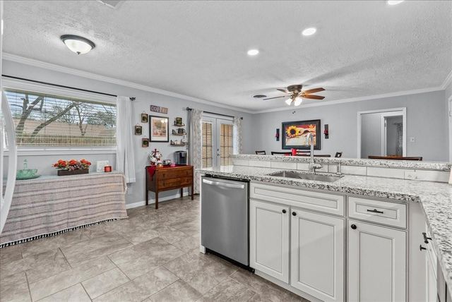 913 Peggy Street, Deer Park, TX 77536