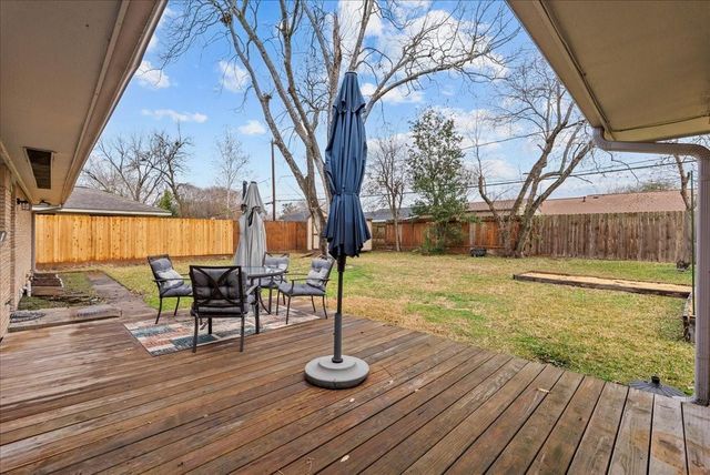 913 Peggy Street, Deer Park, TX 77536